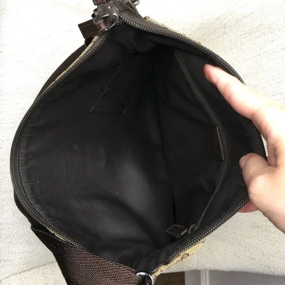 Authentic GUCCI unisex crossbody bag brown monogram canvas - Picture 13 of 15